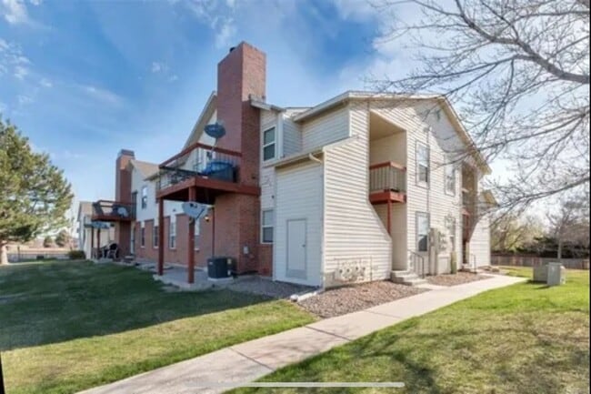 Primary Photo - Spacious Updated Ranch Style Condo