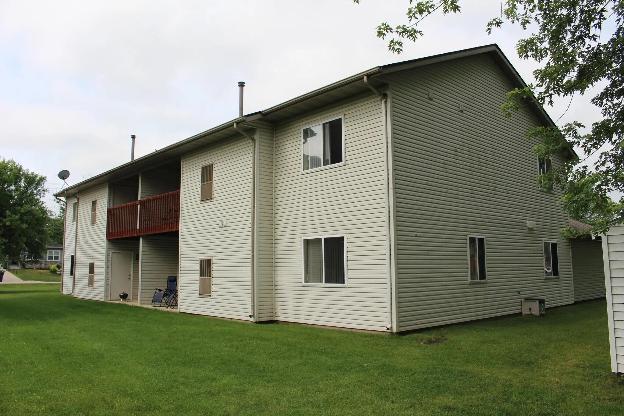 Building Photo - 6658 Charlie Grimm Rd