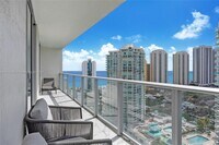 Building Photo - 300 Sunny Isles Blvd