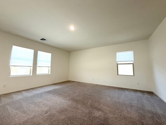 Building Photo - 5725 W Willow Rdg Dr