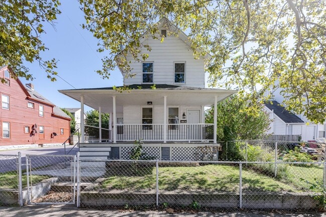 Building Photo - 5515 Bridge Ave