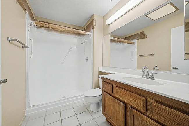Building Photo - 14222 W Yosemite Dr