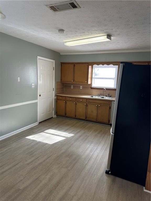 Building Photo - 34 Forest Pl