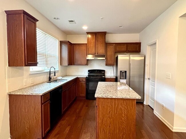 Building Photo - 6355 Story Cir