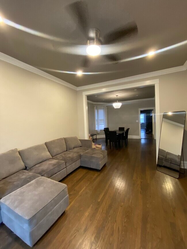 Building Photo - 2122 N Keystone Ave