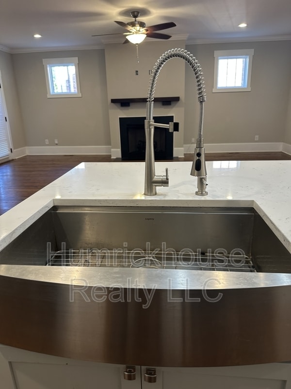 Building Photo - 1808 Berryhill Rd