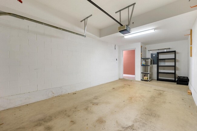 Building Photo - 136 Casa Bella Ln