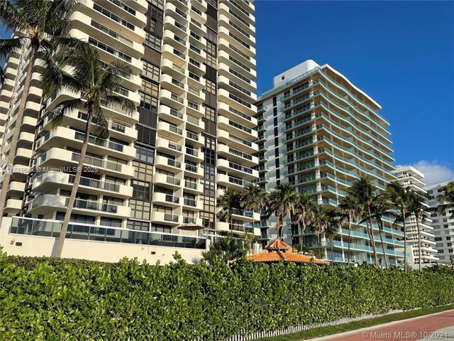 Building Photo - 5757 Collins Ave