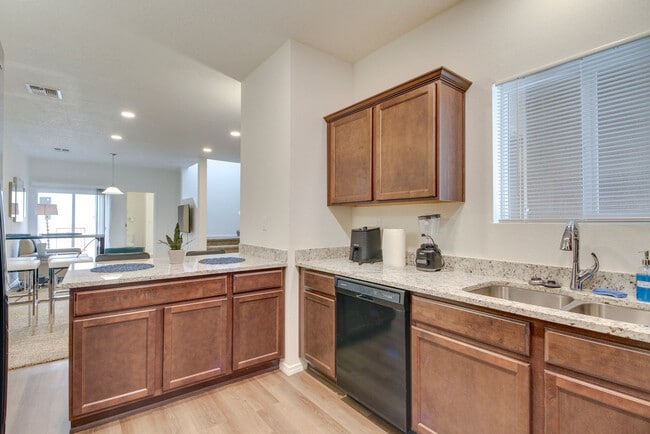 Building Photo - 251 San Clemente Ave NW