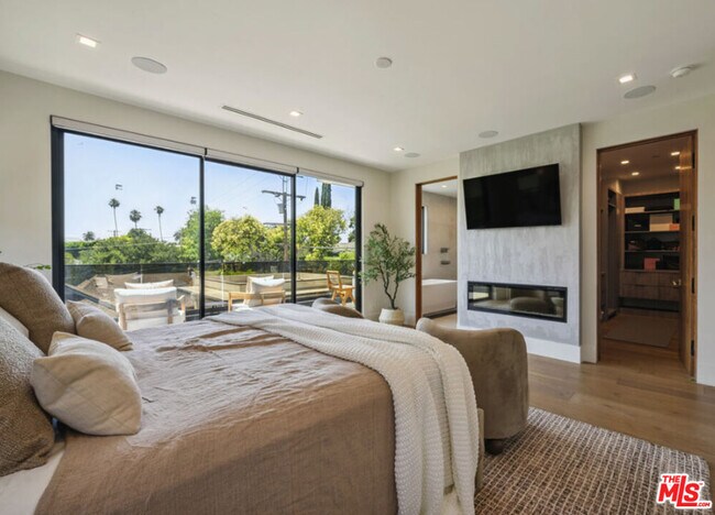 Building Photo - 4299 Elmer Ave