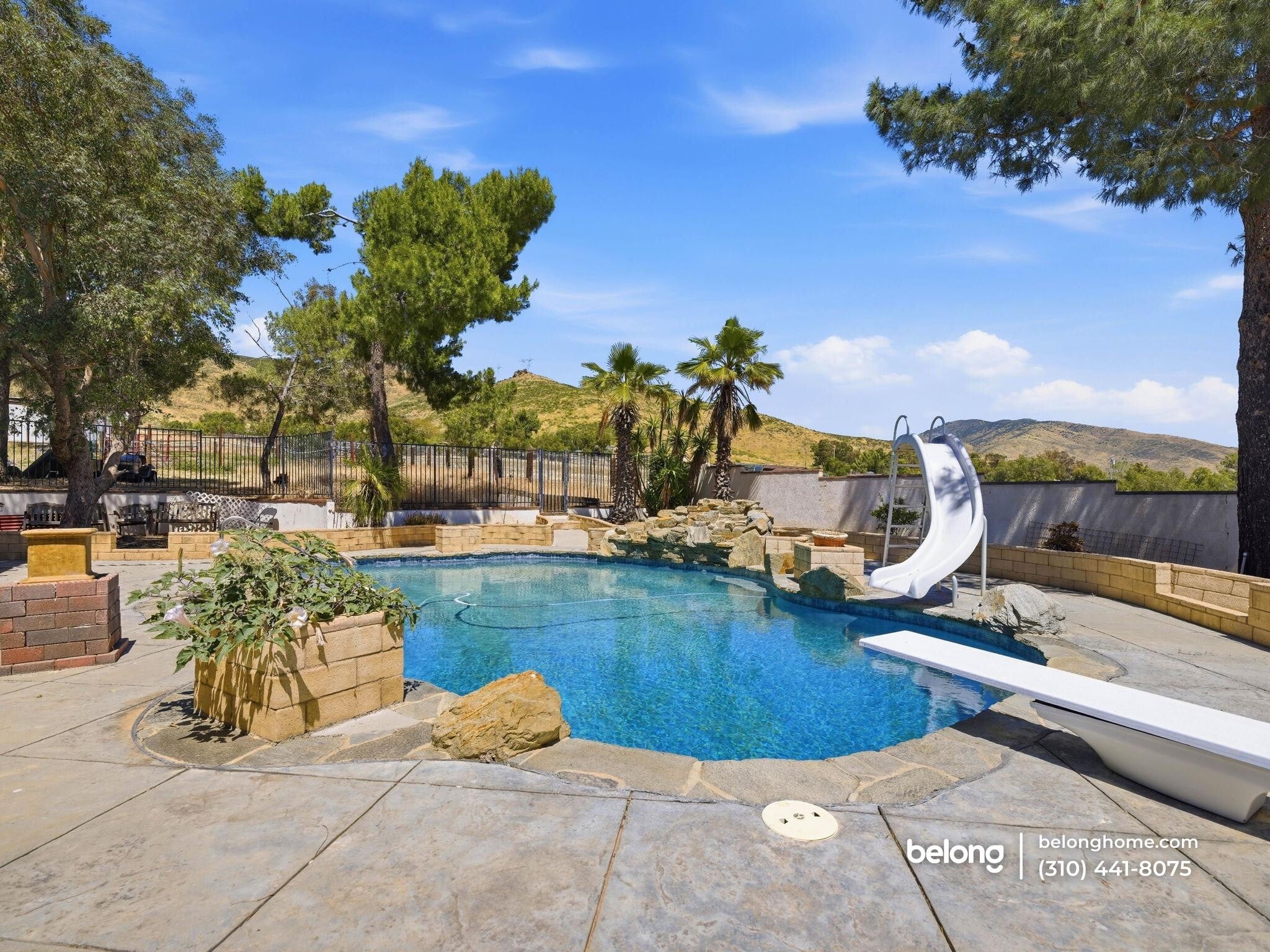 Building Photo - 35640 Dormer Rd