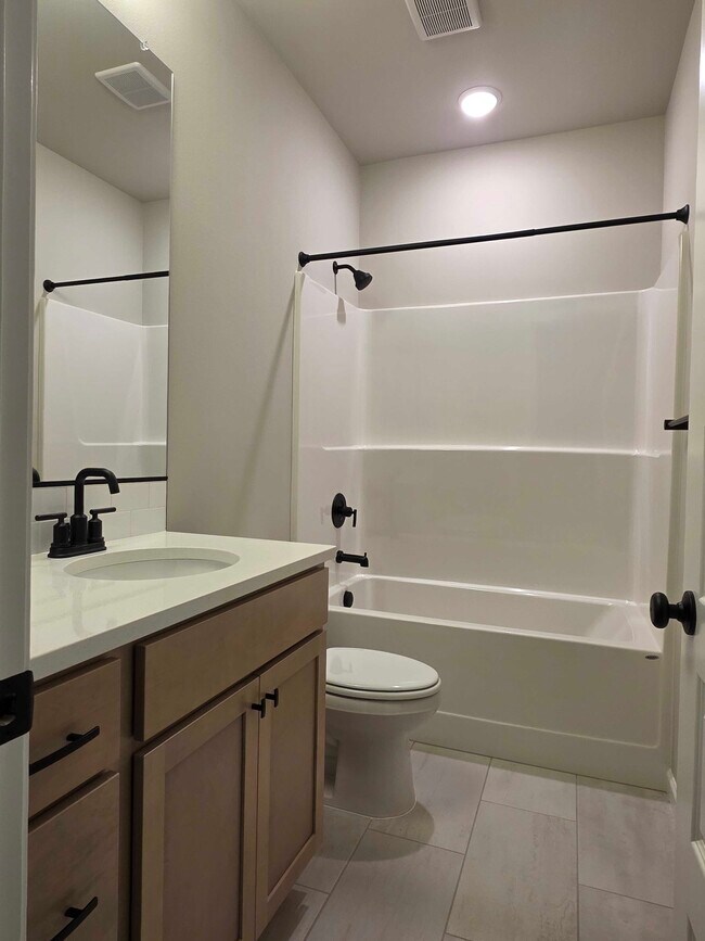 Building Photo - 738 NW 28th St