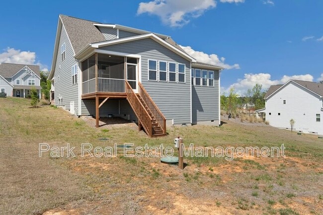 Building Photo - 1017 Prominence Dr