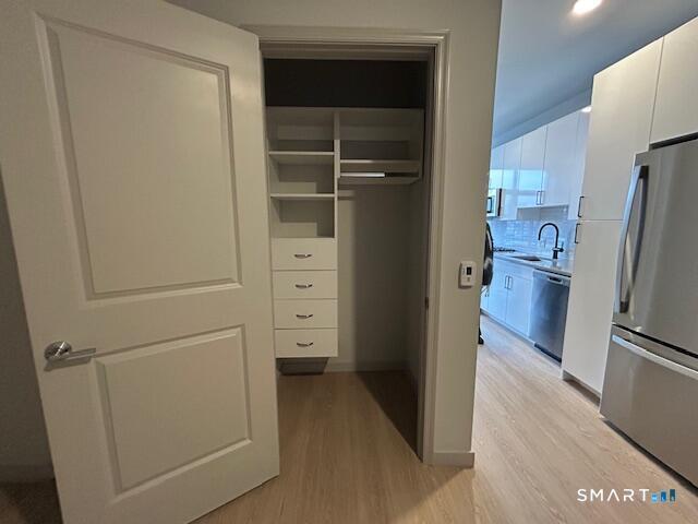 Building Photo - 711 Summer St