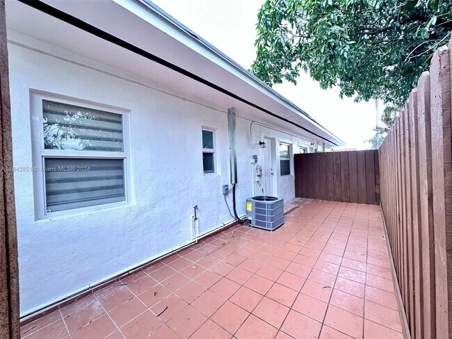 Building Photo - 3463 NW 6th St