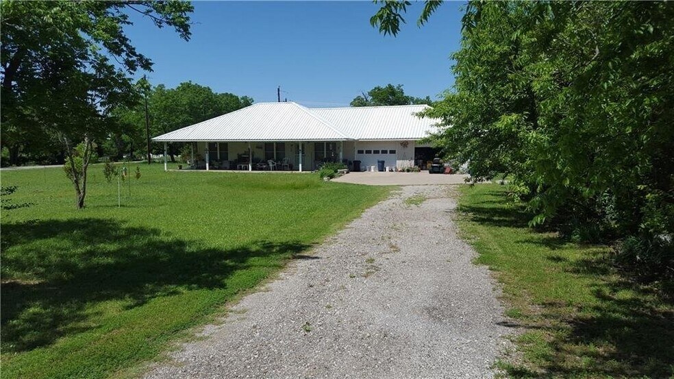 Building Photo - 9192 Co Rd 423