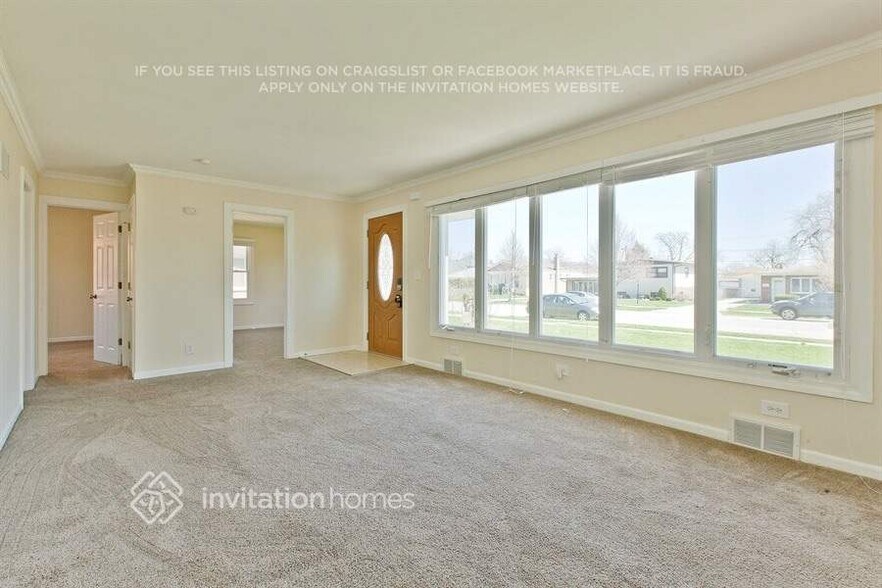 Building Photo - 7720 Mason Ave