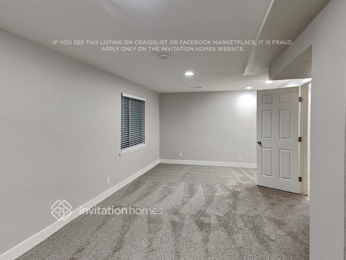 Building Photo - 10523 Hyacinth Pl