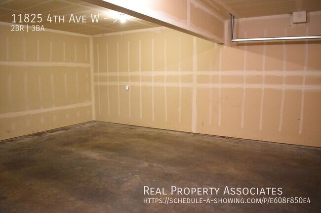 Building Photo - 11825 4th Ave W