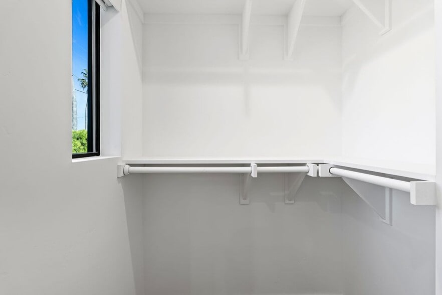 Building Photo - 4787 Panorama Dr