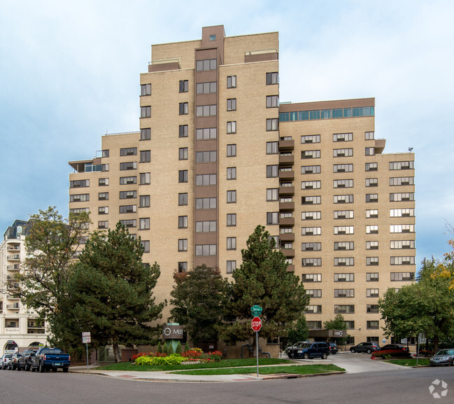 Building Photo - Archer Tower