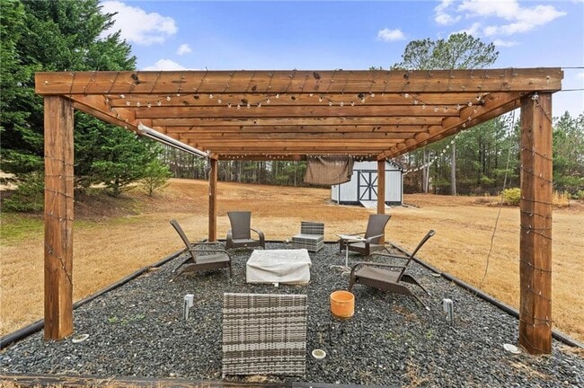 Building Photo - 40 Pine Shadow Cir