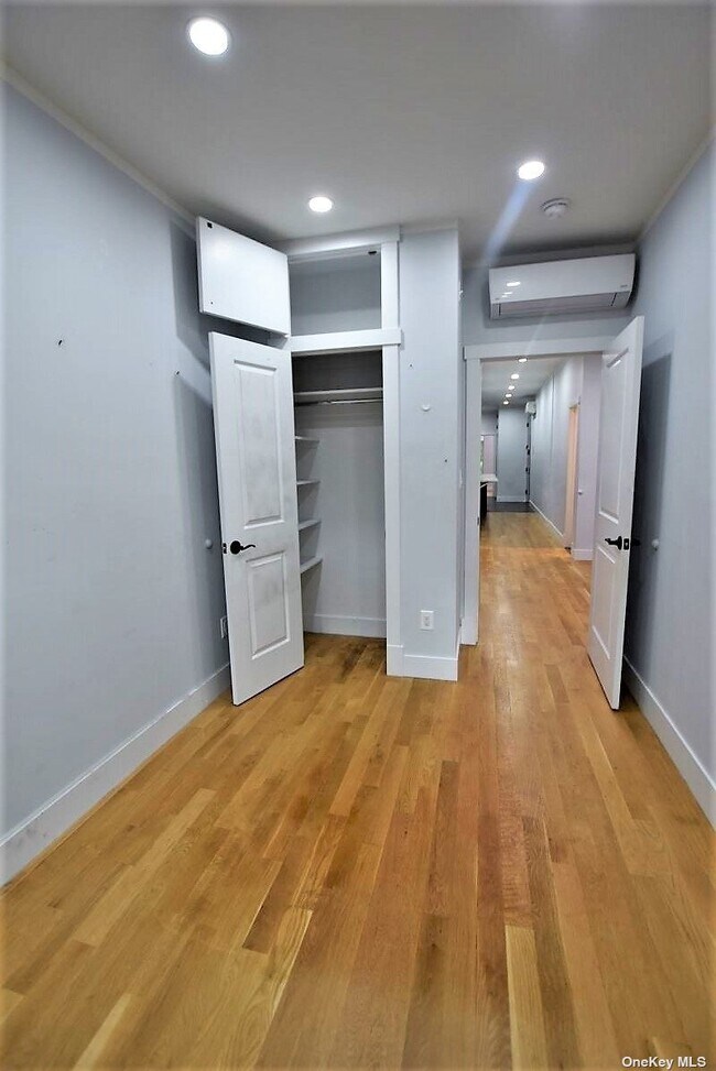 Building Photo - 48-54-54 46th St