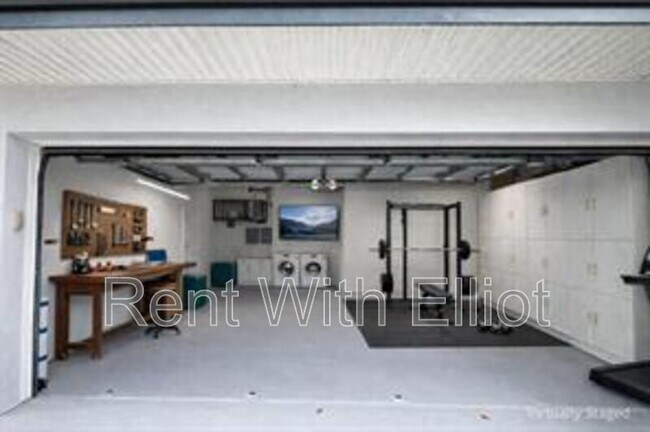 Building Photo - 3140 Calle Largo Dr