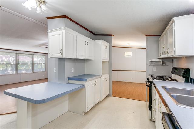 Building Photo - 1720 Hilltop Ln