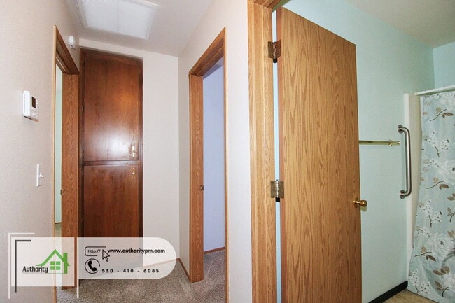 Building Photo - 1748 Galaxy Way