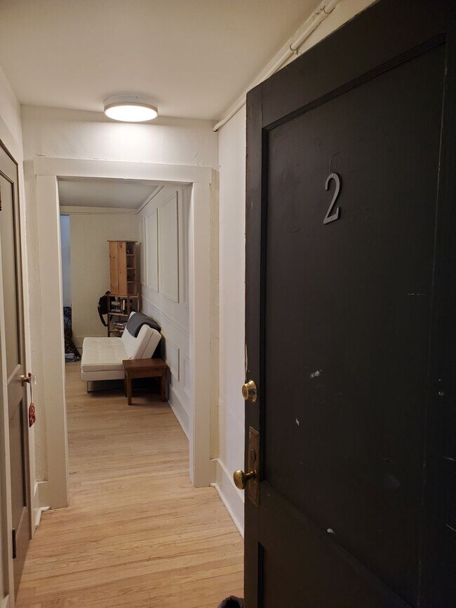 Building Photo - Laurel220 (KC-JF)