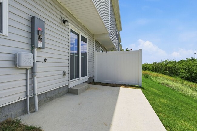 Building Photo - New Build Townhome