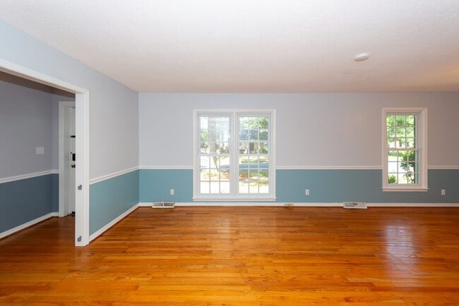 Building Photo - 3 Bedroom 2 Bath Home in Kings Grant - Summerville