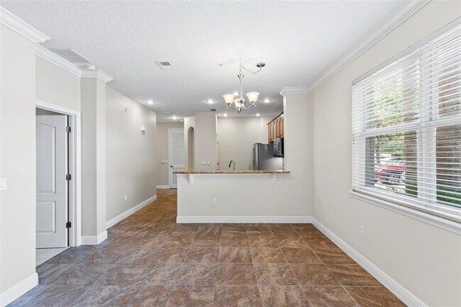 Building Photo - 45 Riverview Bend S