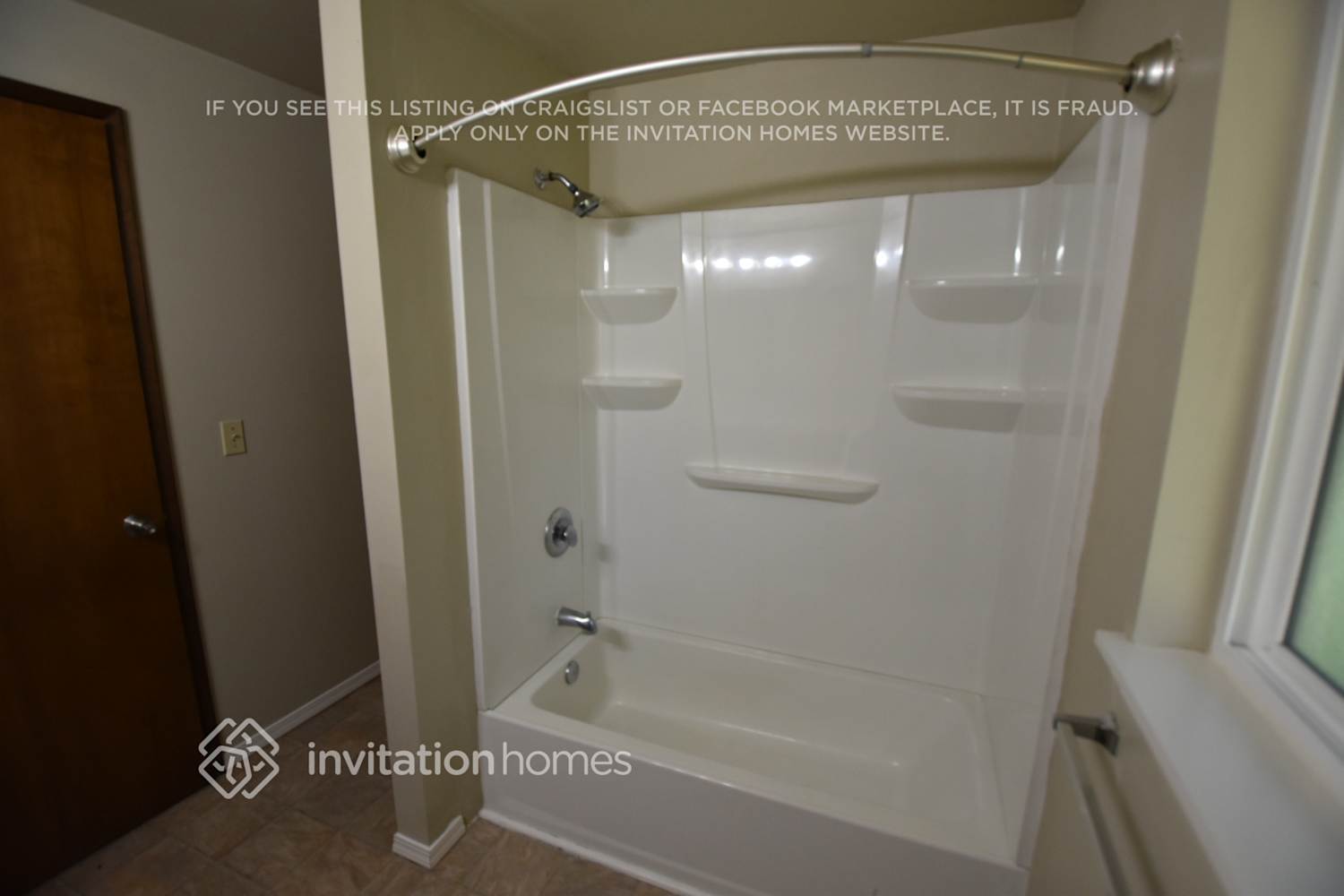 Building Photo - 11002 Dean Ct SW