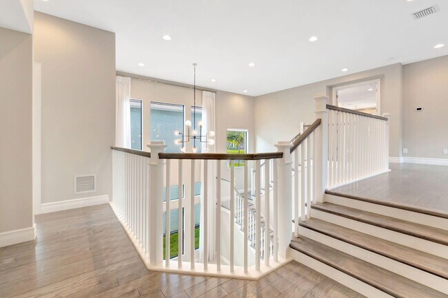 Building Photo - 16317 Cabernet Dr