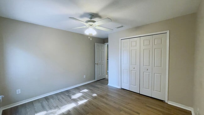 Building Photo - 3404 Kayla Cir