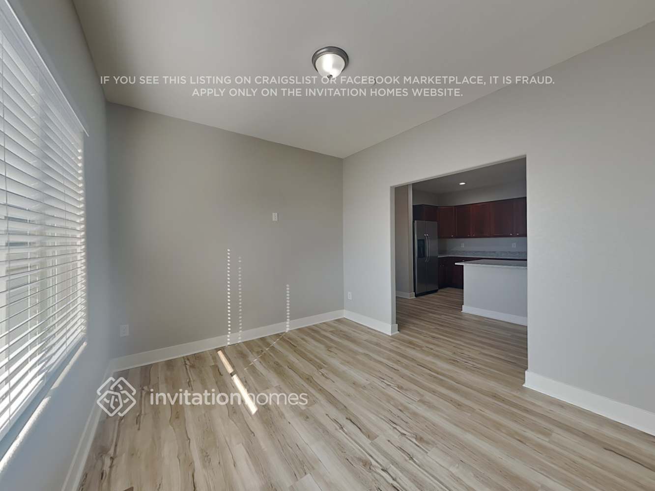 Building Photo - 583 Solano Dr