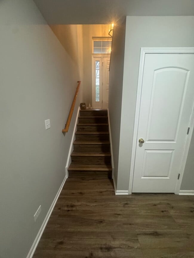 Building Photo - 2518 Anna Wy