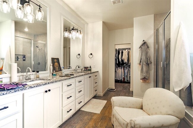 Building Photo - 2429 Rumble Ct