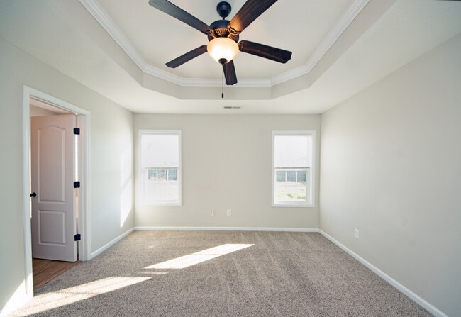 Building Photo - 300 Cadenza Ln