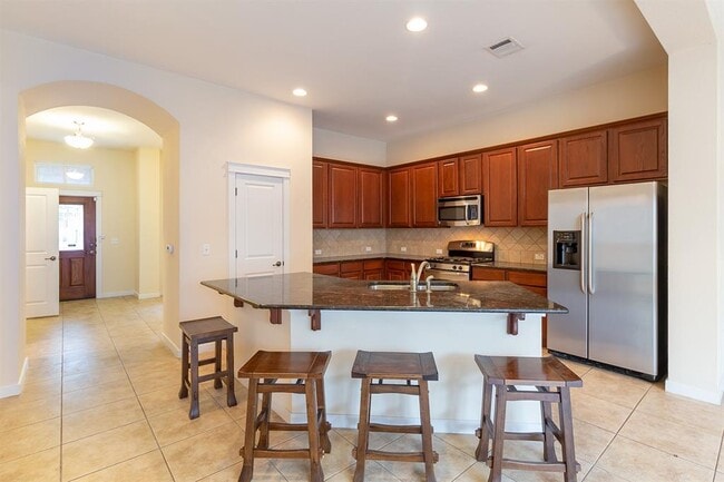 Building Photo - 2241 Zach Scott St