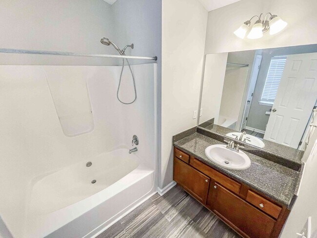 Building Photo - 3BR/2.5BA Home in Acworth