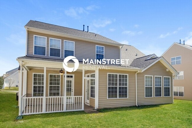 Building Photo - 5 Bedroom Pet-Friendly Home in CHARLOTTE, NC with Main Street Renewal