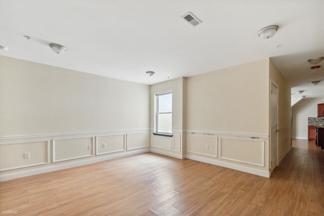 Building Photo - 6 br, 6 bath Triplex - 1710 CECIL B MOORE ...