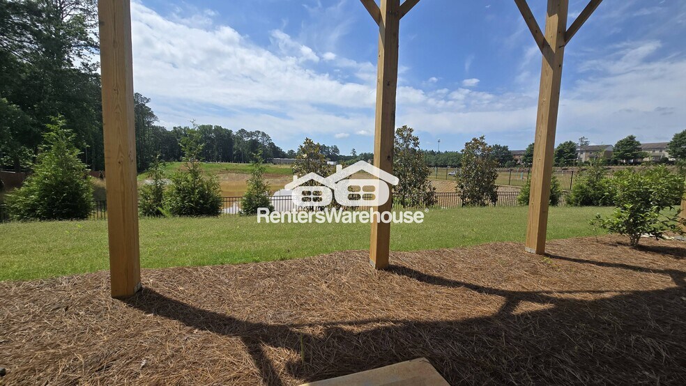 Building Photo - 6158 Wayburn St