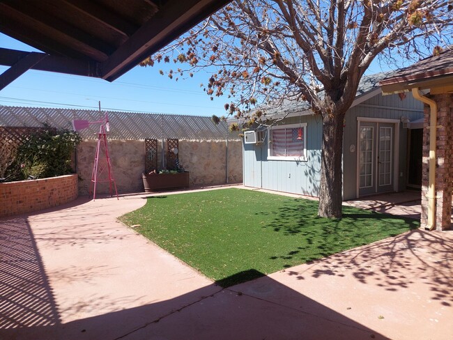 Building Photo - Beautiful Rental near Fort Bliss