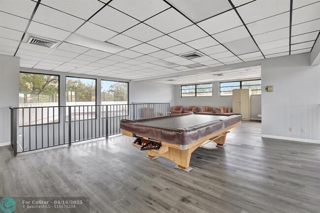 Building Photo - 8592 W Sunrise Blvd