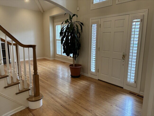 Building Photo - Amazing home in desirable Placerville neighborhood!