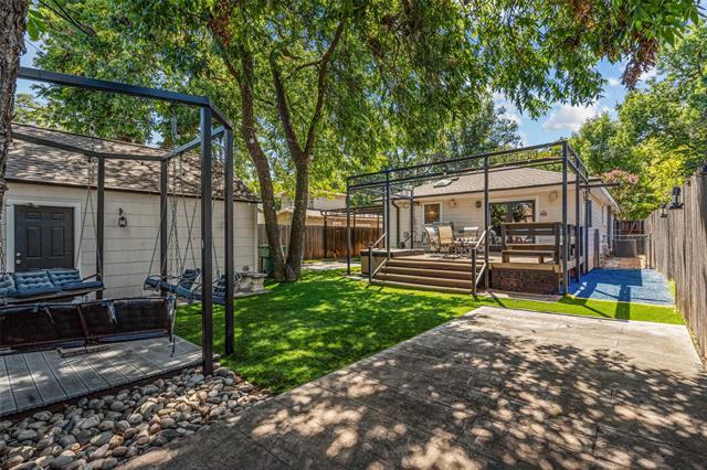 Building Photo - 5320 El Campo Ave